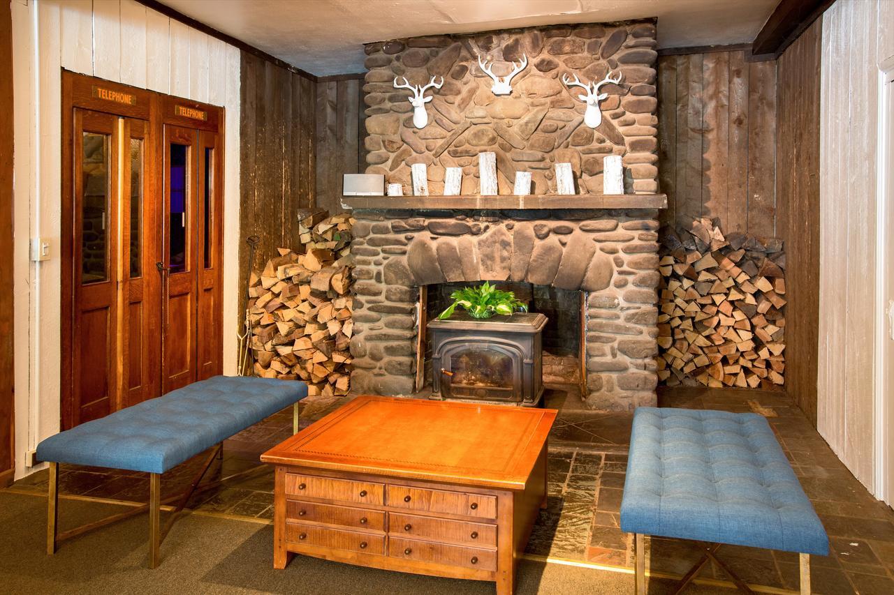 Pine Hill Arms Hotel Экстерьер фото