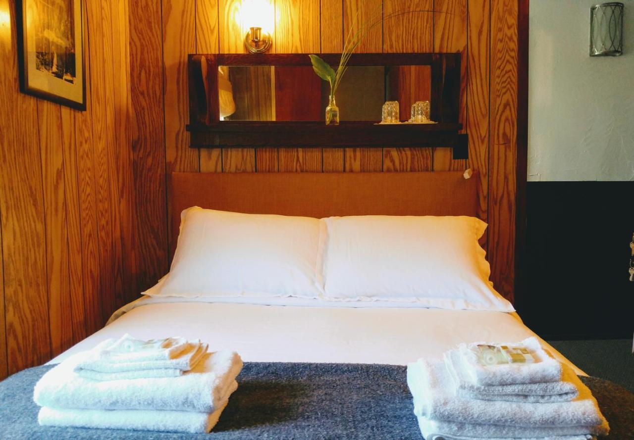 Pine Hill Arms Hotel Экстерьер фото